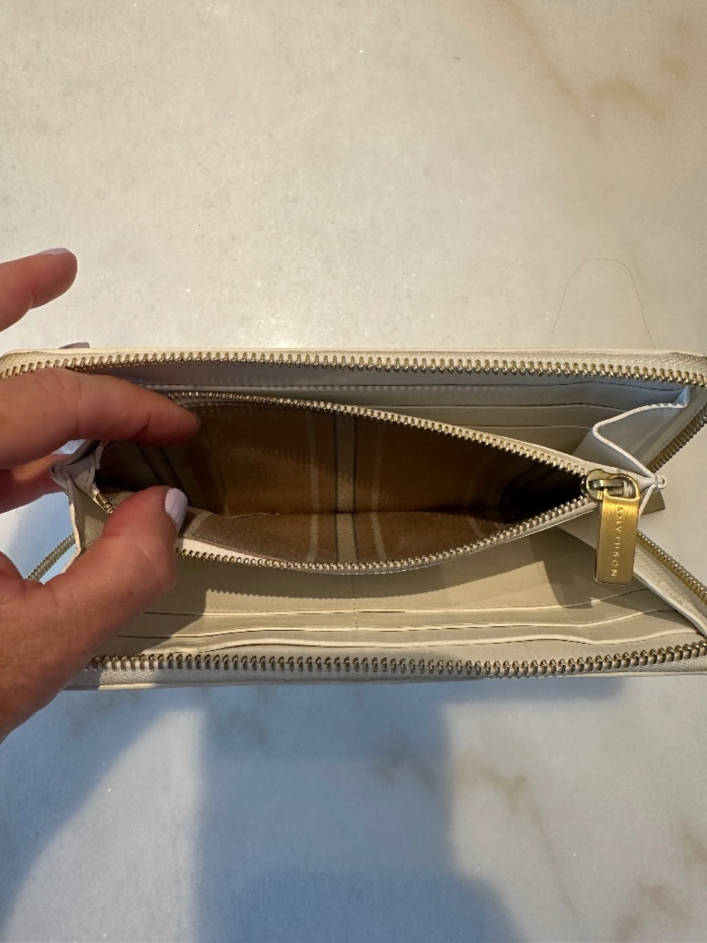 Wallet - Picture 3 of 5